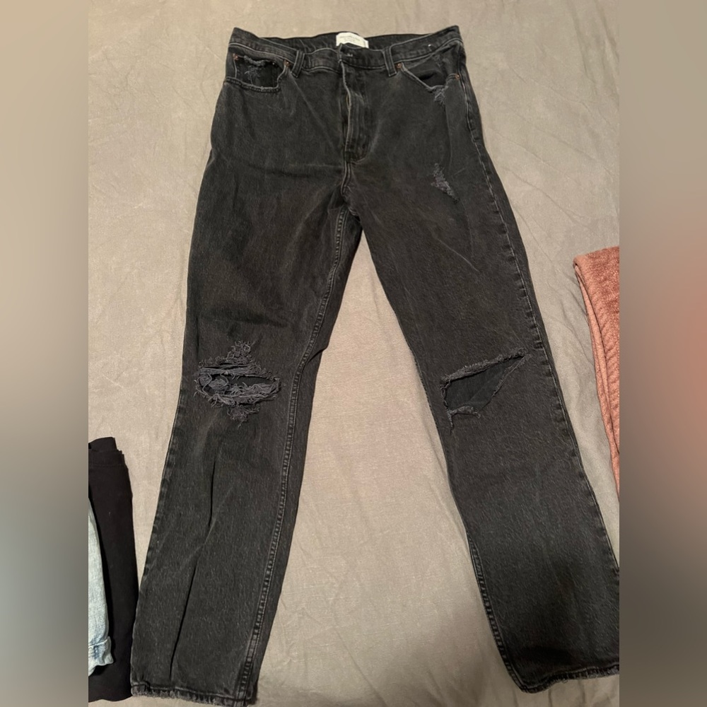 Abercrombie Ultra High Rise 90s Straight Jean Size 14 Long